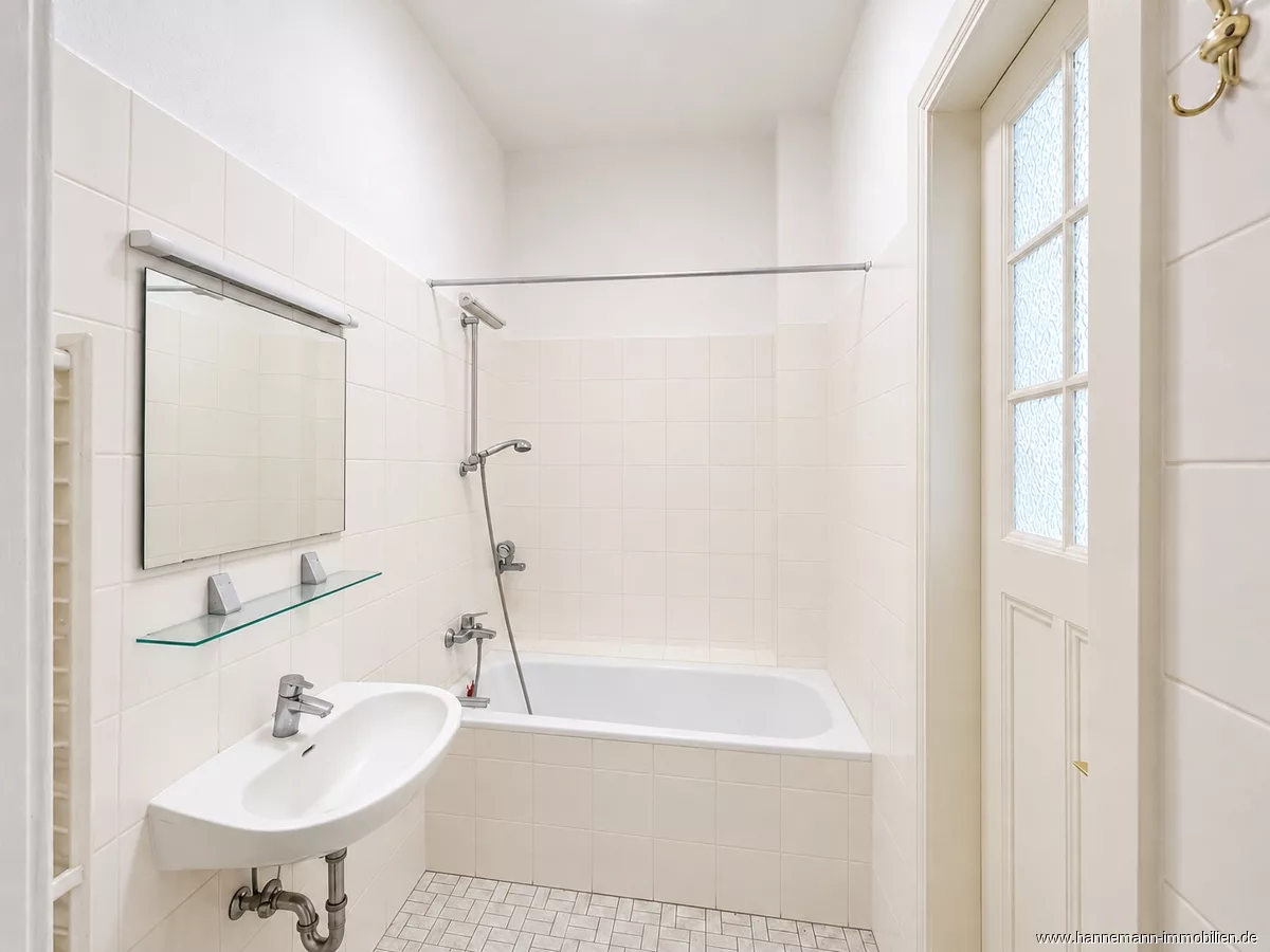 Badezimmer (ohne Toilette)