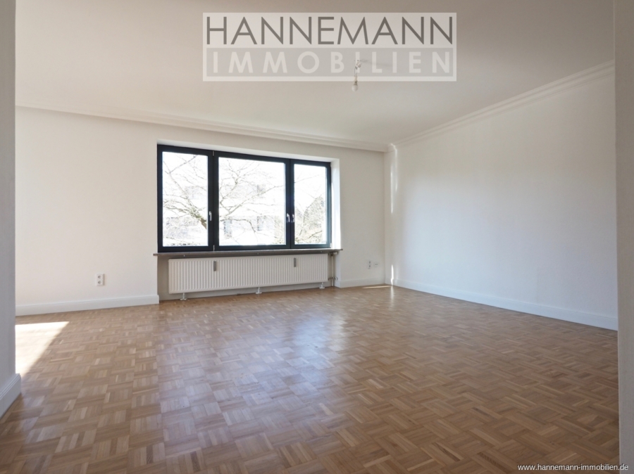 Einziehen und wohlfühlen! 4-Zimmer-Wohnung mit sonnigem Balkon - Photo 2