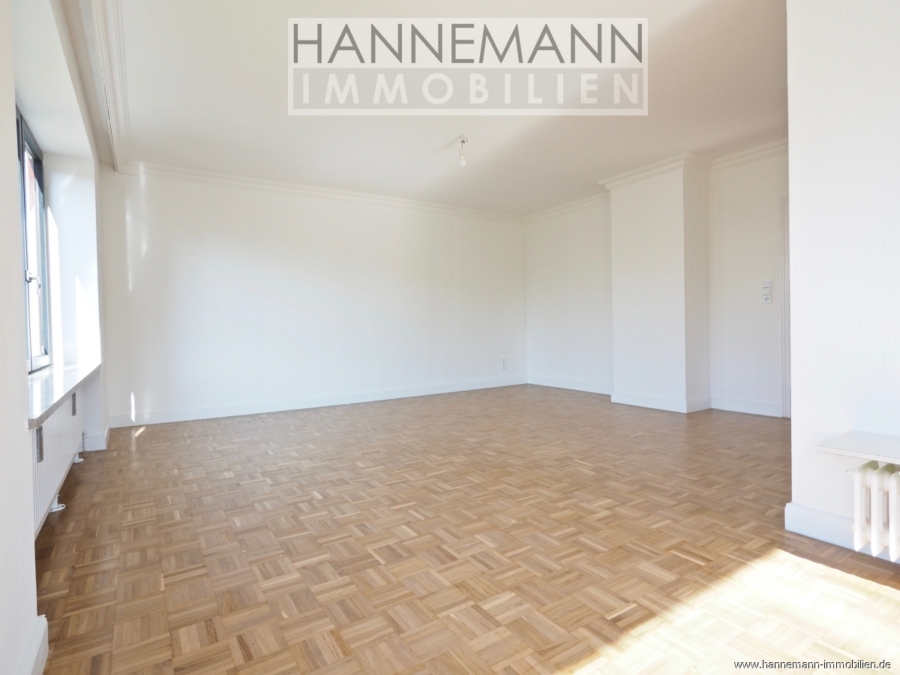 Einziehen und wohlfühlen! 4-Zimmer-Wohnung mit sonnigem Balkon - Photo 1