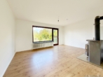 Wohnzimmer - Einfamilienhaus mit Einliegerwohnung und viel Potenzial!