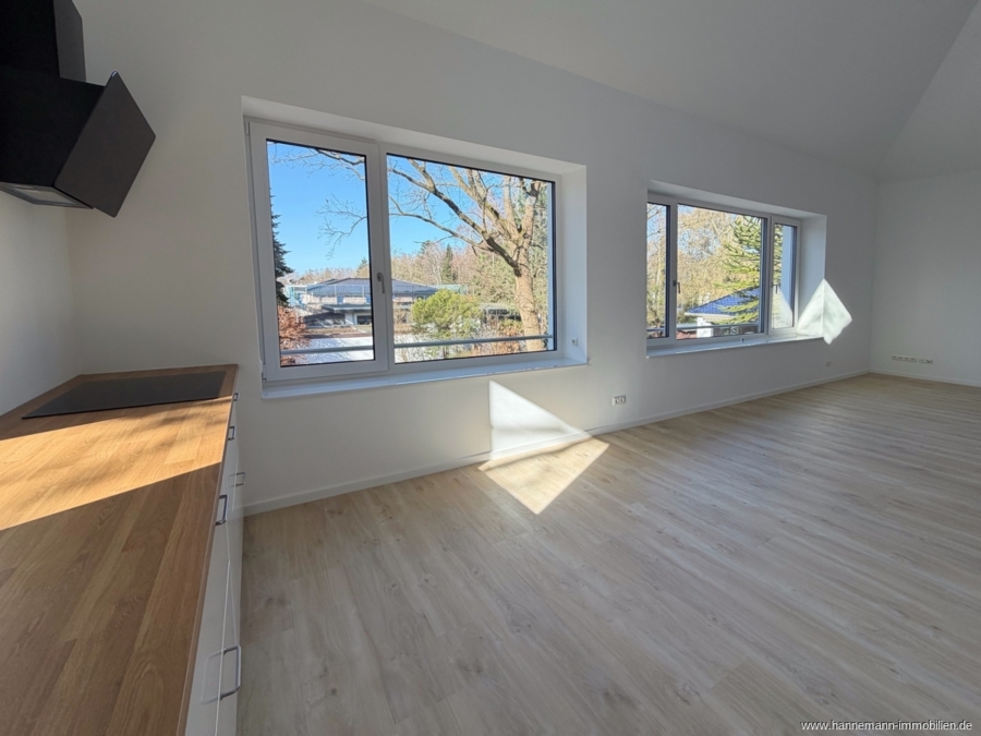 Neubauwohnung mit kleinem Gartenanteil in Niendorf - Foto 2