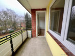Modernisierte 2,5 Zimmerwohnung in Eidelstedt - Balkon